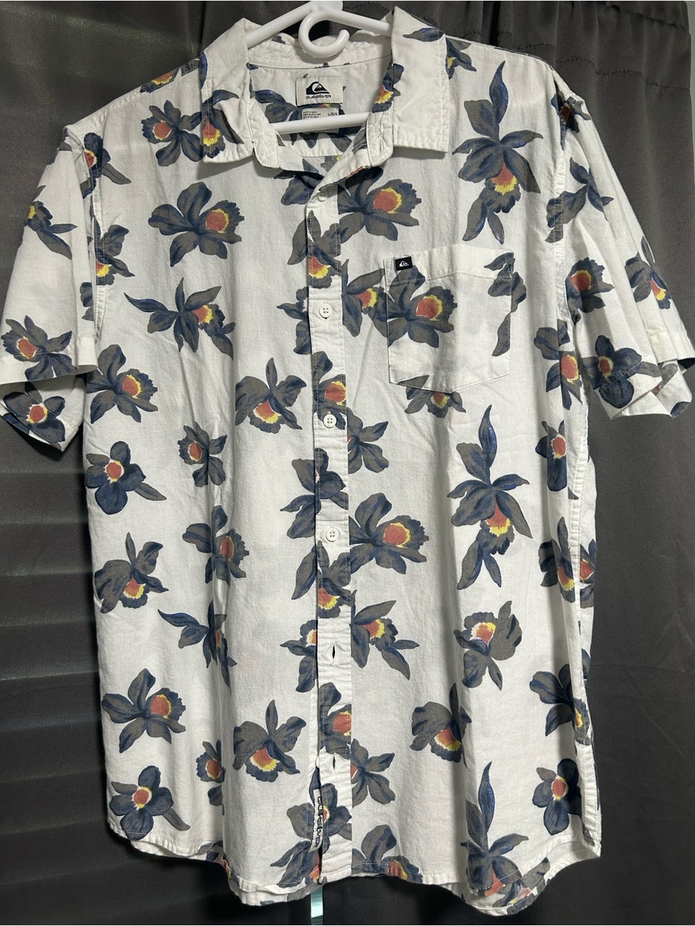 Quiksilver White Short-Sleeve Floral Camp Shirt with Navy and Yellow Accents